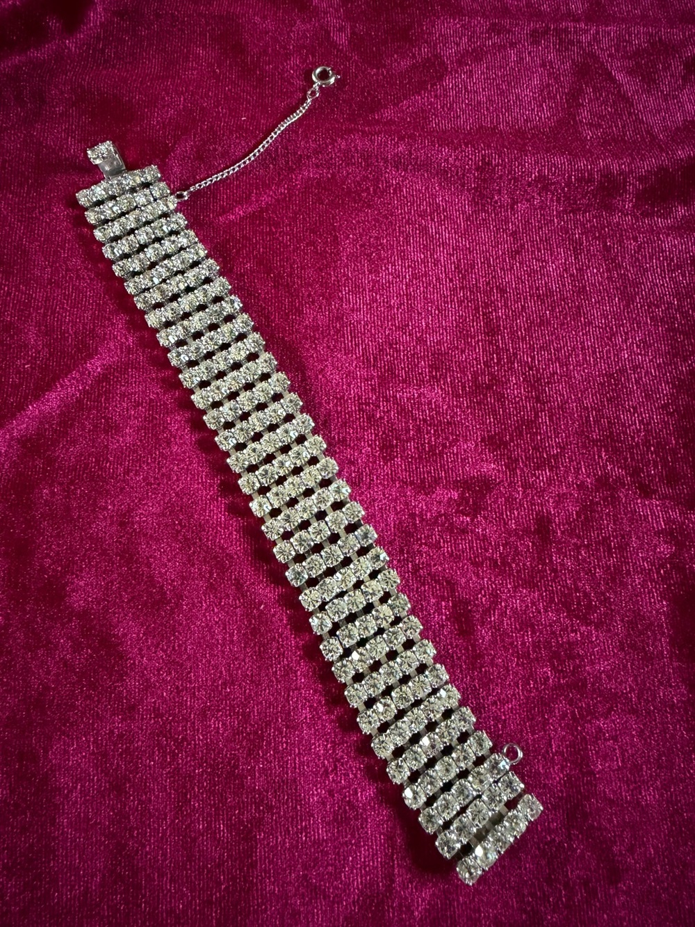 Vintage Weiss Rhinestone Bracelet